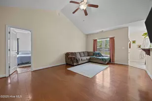 257 E Ivybridge Dr, Hubert, NC 28539 - Photo 8