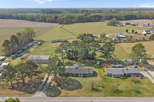 737 Pocosin Rd, Winterville, NC 28590 - Photo 8