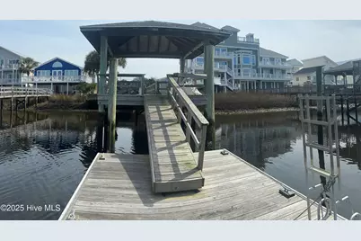 1111 Canal Drive, Carolina Beach, NC 28428 - Photo 4
