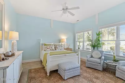111 Riverside Avenue, Morehead City, NC 28557 - Photo 28