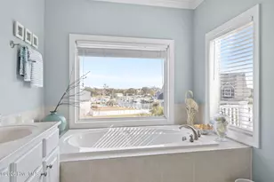111 Riverside Ave, Morehead City, NC 28557 - Photo 34