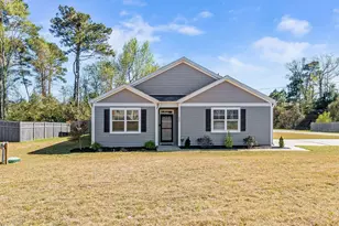 224 Cheswick Dr, Holly Ridge, NC 28445 - Photo 2