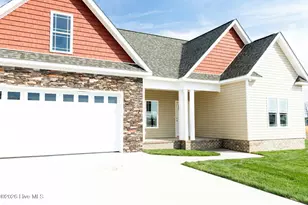 2699 Whitaker Glen Dr, Farmville, NC 27828 - Photo 2