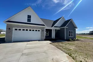 2753 Whitaker Glen Dr, Farmville, NC 27828 - Photo 2