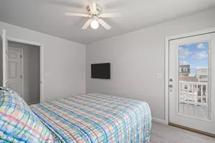 92 E 2nd St, Ocean Isle Beach, NC 28469 - Photo 36