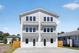504 Greenville Ave, Carolina Beach, NC 28428 - Photo 4