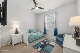 2001 Alizarin Ln, New Bern, NC 28562 - Photo 8