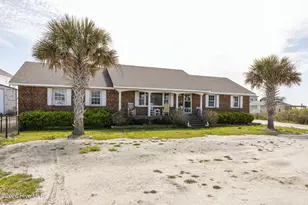 1286 Island Rd, Harkers Island, NC 28531 - Photo 2
