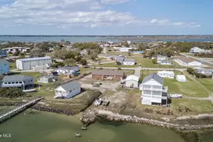 1286 Island Rd, Harkers Island, NC 28531 - Photo 42