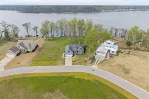 168 W Royal Way, Merry Hill, NC 27957 - Photo 2