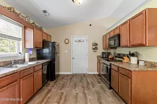101 Woodbury Farm Dr, Jacksonville, NC 28540 - Photo 6