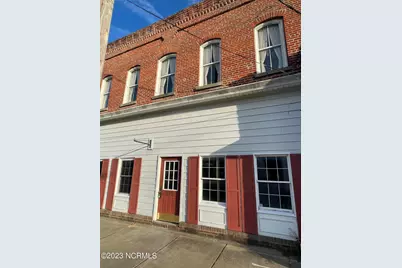412 E Colonial Avenue, Elizabeth City, NC 27909 - Photo 1