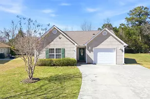 111 Bay Tree Cir, Hampstead, NC 28443 - Photo 1