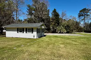 200 Elm St, Whiteville, NC 28472 - Photo 12