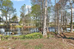 111 Little Lake Cir, New Bern, NC 28560 - Photo 24