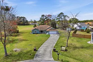104 Greenview Ct, Hampstead, NC 28443 - Photo 2