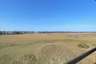 862 Ocean Blvd W, Holden Beach, NC 28462 - Photo 10