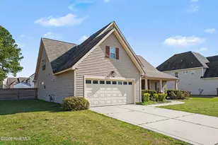 413 Rossendale Dr, Hope Mills, NC 28348 - Photo 4