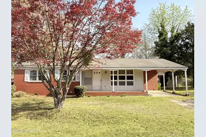 910 Highland Avenue, Trent Woods, NC 28562 - Photo 1