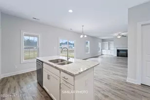 500 Huggins Wy, Jacksonville, NC 28546 - Photo 16
