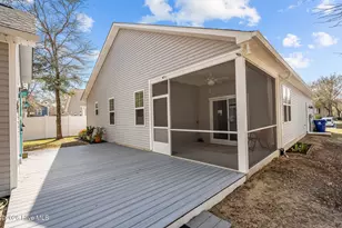 106 NW 19th St, Oak Island, NC 28465 - Photo 30