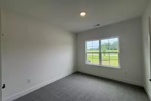 318 Eastwood Dr, Wallace, NC 28466 - Photo 4