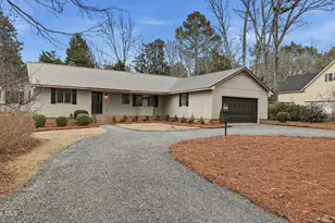 102 Scuppernong Ct, West End, NC 27376 - Photo 4