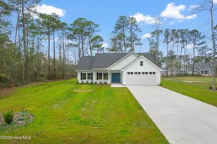 523 Leatherwood Dr NW, Calabash, NC 28467 - Photo 1