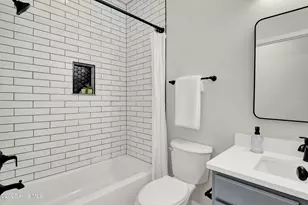 405 S 6th St, Wilmington, NC 28401 - Photo 22