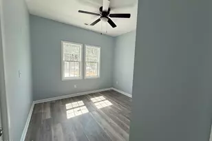 214 Pearl St, Clinton, NC 28328 - Photo 14
