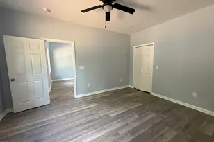 214 Pearl St, Clinton, NC 28328 - Photo 8