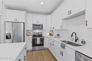 400 Lighthouse Ln, Cedar Point, NC 28584 - Photo 6