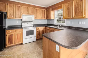 2345 Vineyard Dr, Winterville, NC 28590 - Photo 4
