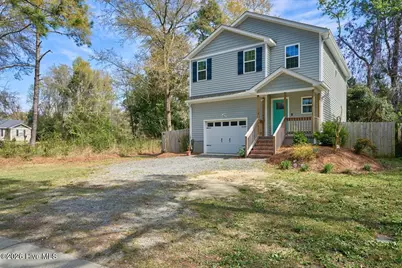 425 S Hardin Street, Southern Pines, NC 28387 - Photo 2