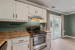 625 Shadowridge Rd, Jacksonville, NC 28546 - Photo 8
