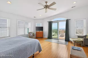 607 W Main St, Sunset Beach, NC 28468 - Photo 14