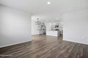 216 Tributary Cir, Wilmington, NC 28401 - Photo 6