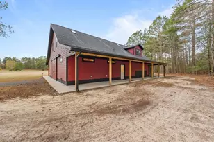 1050 Lakebay Rd, Vass, NC 28394 - Photo 8