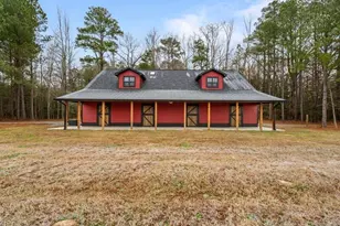 1050 Lakebay Rd, Vass, NC 28394 - Photo 2