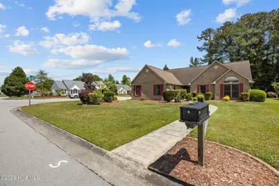 300 Mahaffey Lane, New Bern, NC 28560 - Photo 2
