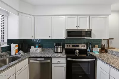 1101 Lake Park Boulevard S #Unit C5, Carolina Beach, NC 28428 - Photo 10