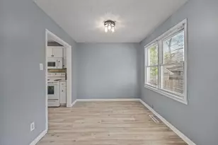 409 Jarman St, Jacksonville, NC 28540 - Photo 10