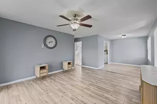 409 Jarman St, Jacksonville, NC 28540 - Photo 8