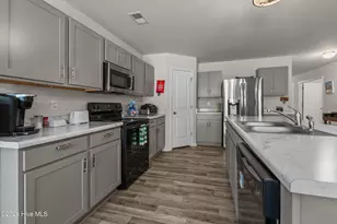 737 Landmark Cv, Carolina Shores, NC 28467 - Photo 14