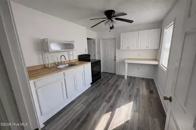 10145 McColl Road, Laurinburg, NC 28352 - Photo 6