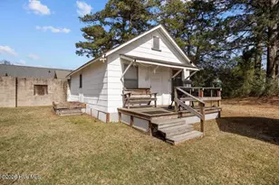 301 E Wilson St, Macclesfield, NC 27852 - Photo 36