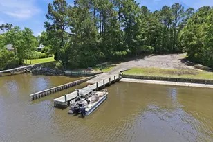 135 Otway Burns Dr, Swansboro, NC 28584 - Photo 146