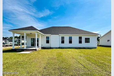 832 Hidden Bridge Drive, Jacksonville, NC 28546 - Photo 2