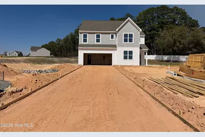 905 Peckham Lp, Aberdeen, NC 28315 - Photo 2