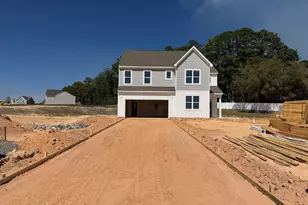 905 Peckham Lp, Aberdeen, NC 28315 - Photo 2